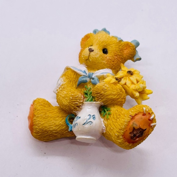 Sunflower bouquet “Cherished Teddies” collectors 2x2” brooch Excellent Condition - Picture 2 of 5